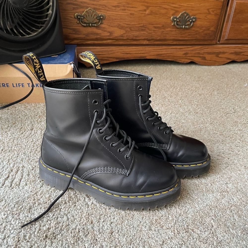 Dr Martens 1460 Bex 8-Eye Boot - Picture 3 of 16